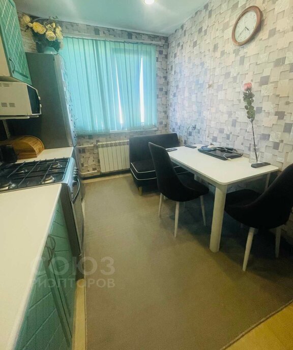 квартира г Волгоград район Семь Ветров ул им. Константина Симонова 38 фото 12