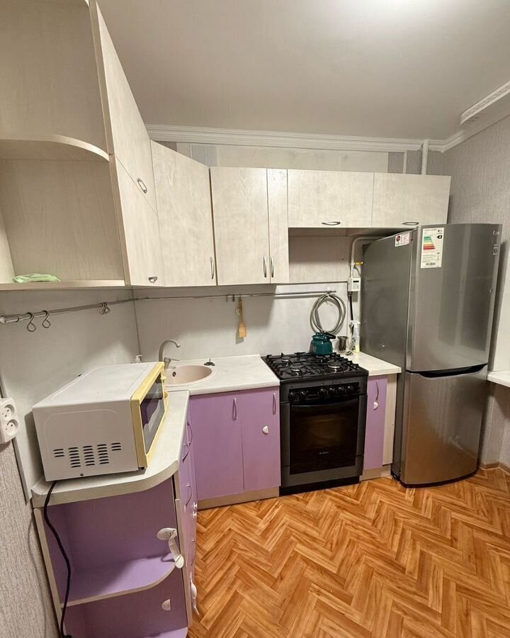 квартира г Омск р-н Советский пр-кт Мира 18 фото 4