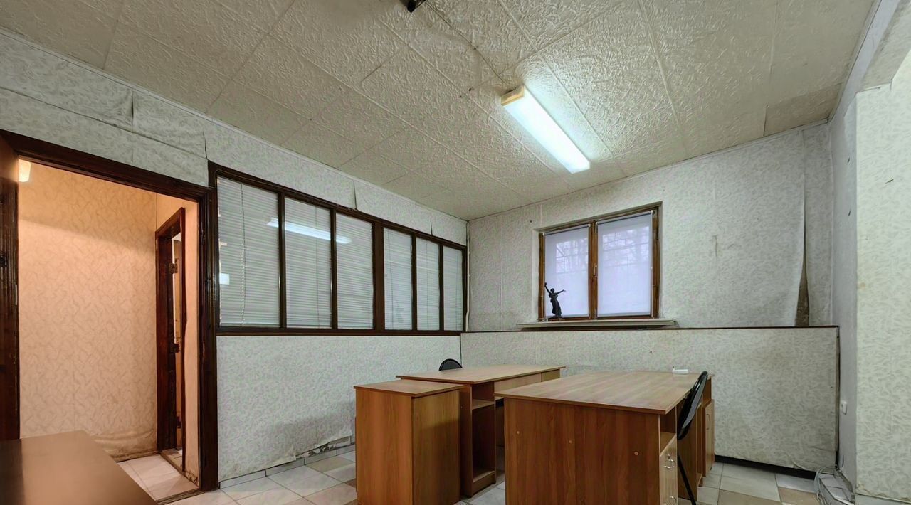 офис г Волгоград р-н Краснооктябрьский пр-кт им. В.И. Ленина 127 фото 7