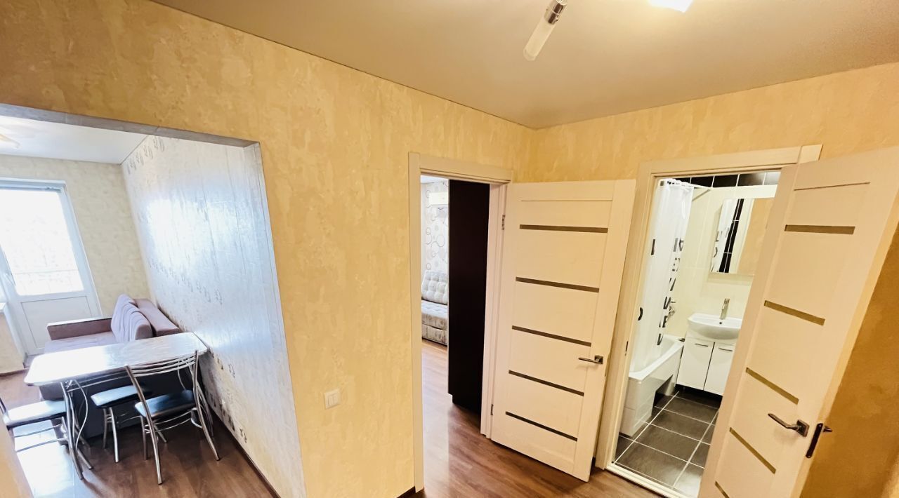 квартира г Саратов р-н Кировский ул Университетская 59ак/2 фото 4