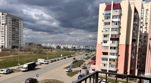 квартира г Саратов р-н Волжский ул им Менякина Ю.И. 6 фото 6