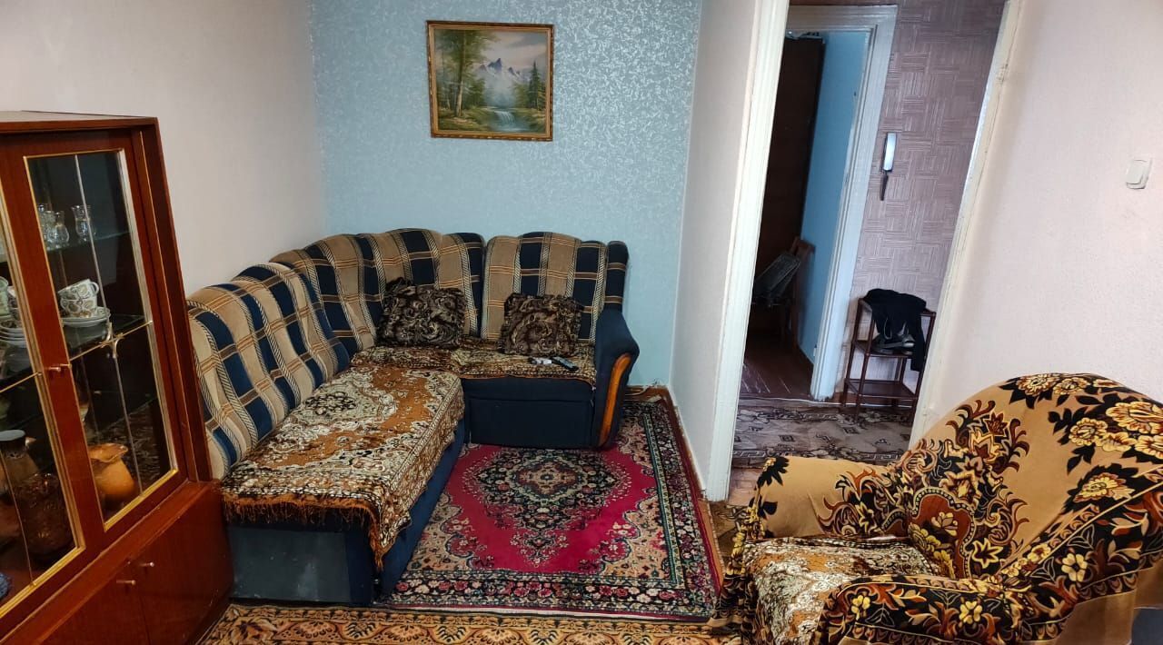 квартира г Прокопьевск р-н Рудничный ул Обручева 27 фото 1