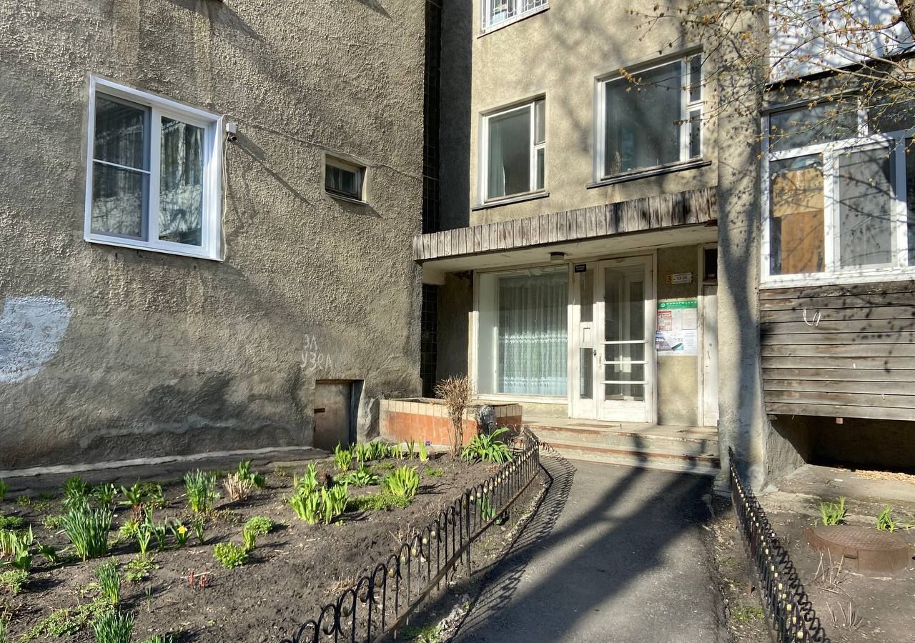 квартира г Ульяновск р-н Ленинский ул Александра Матросова 5 фото 1