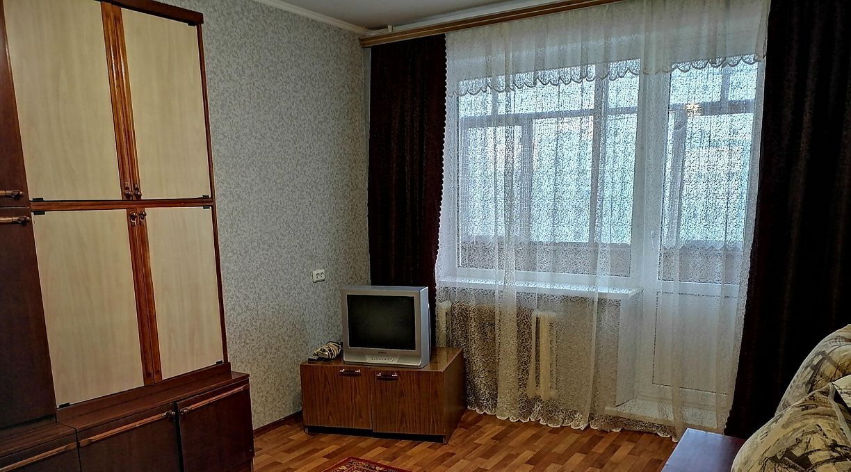 квартира г Тольятти р-н Комсомольский ул Лизы Чайкиной 49 фото 6