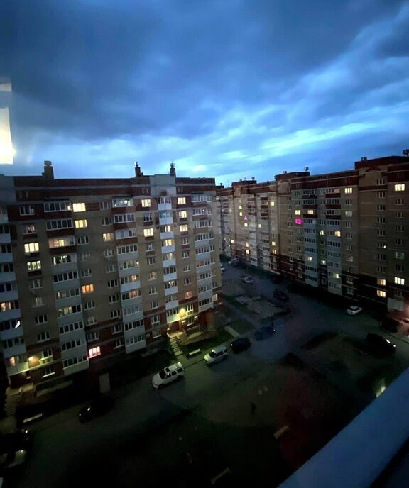 квартира г Тобольск мкр 7а 23б фото 24
