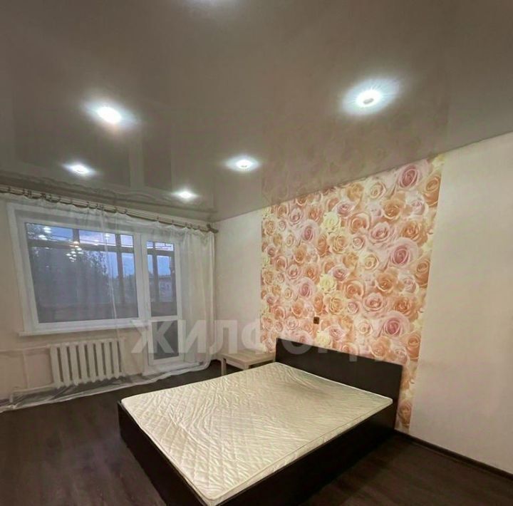 квартира г Новосибирск Золотая Нива ул Есенина 51/2 фото 3
