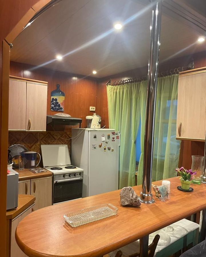 квартира г Кировск ул Кирова 38 фото 2