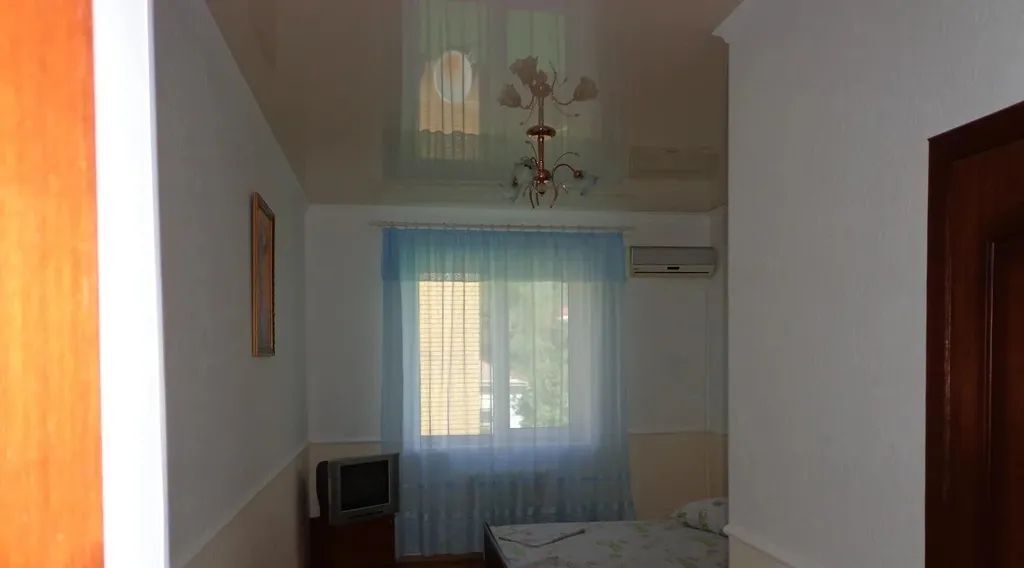комната г Геленджик ул Новороссийская 138 Центр фото 2