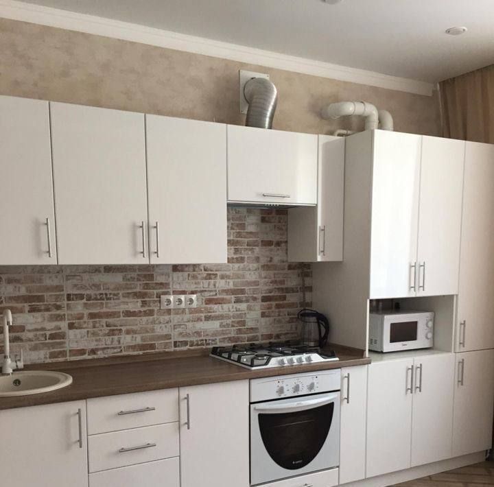квартира р-н Ейский г Ейск ул Красная 35/2 фото 2