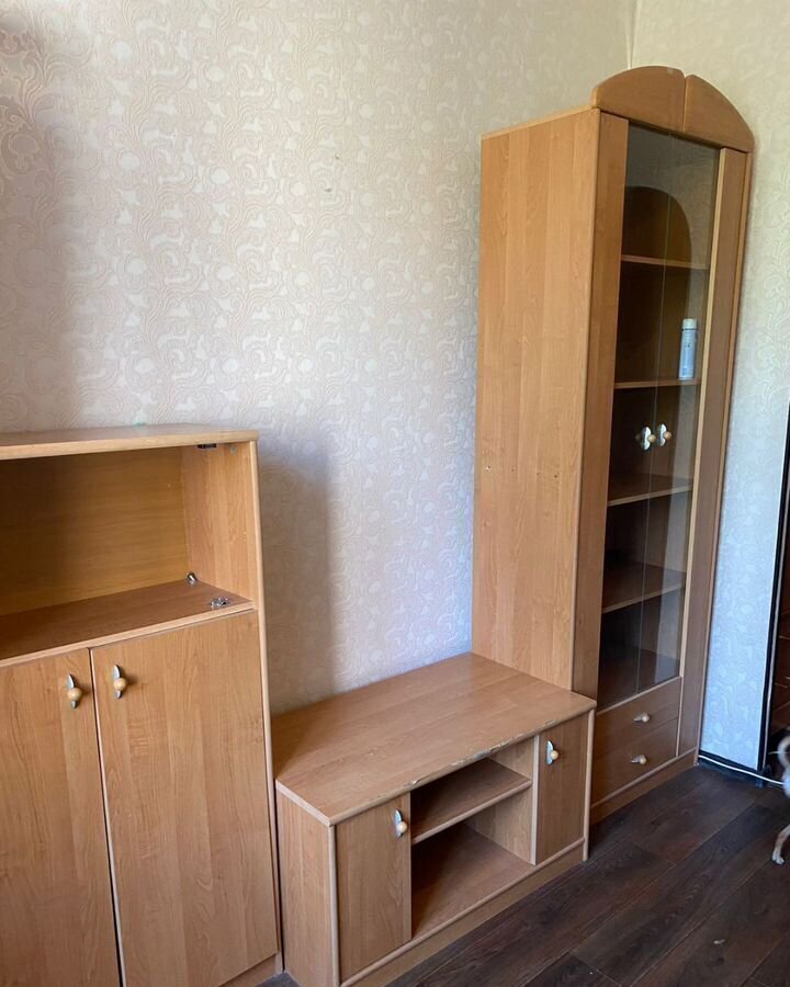 комната г Волгоград р-н Центральный ул им. Дымченко 8 фото 1