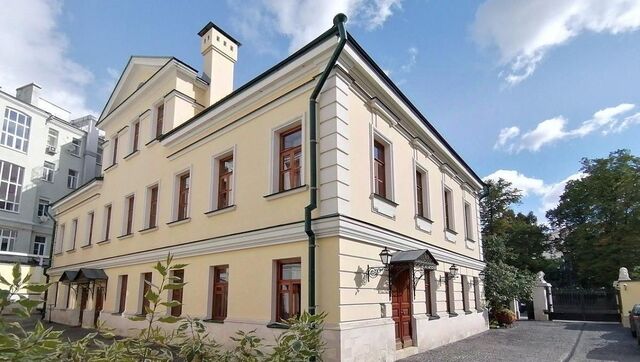 метро Арбатская б-р Гоголевский 31с/3 фото