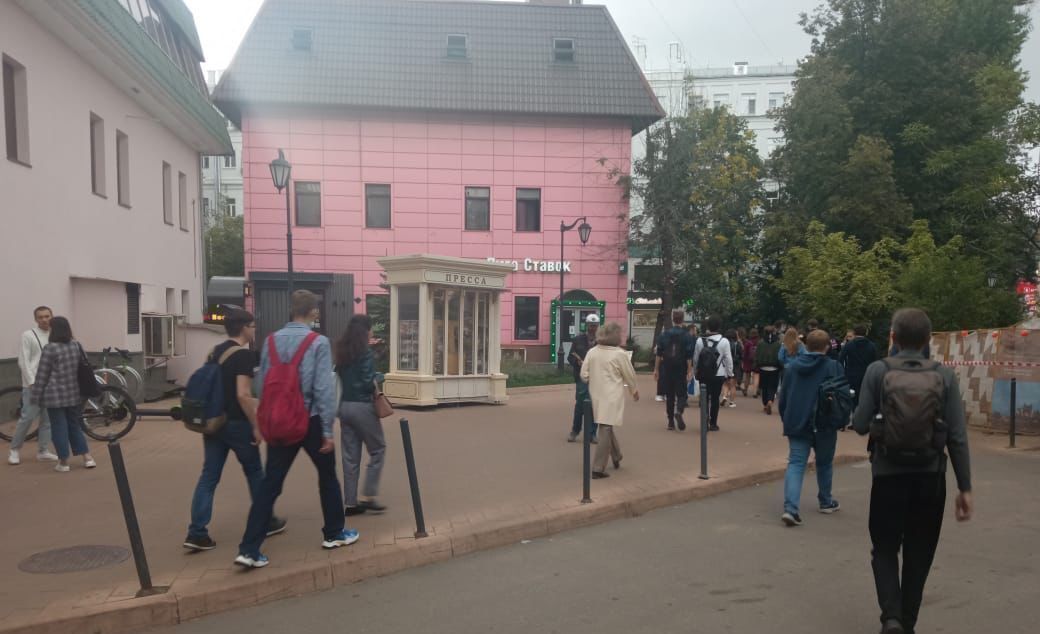 торговое помещение г Москва метро Бауманская ул Фридриха Энгельса 3/5с 4 фото 3
