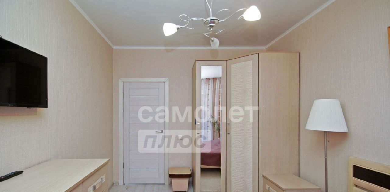 квартира г Омск р-н Кировский ул Крупской 14к/2 фото 1