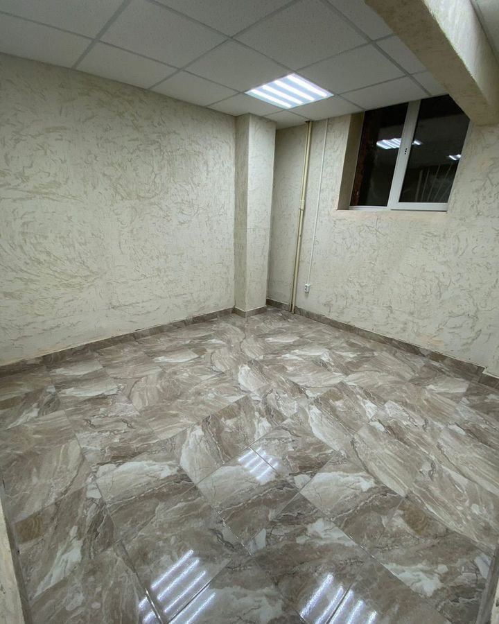 офис г Волгоград р-н Тракторозаводский ул им. Николая Отрады 13 фото 1