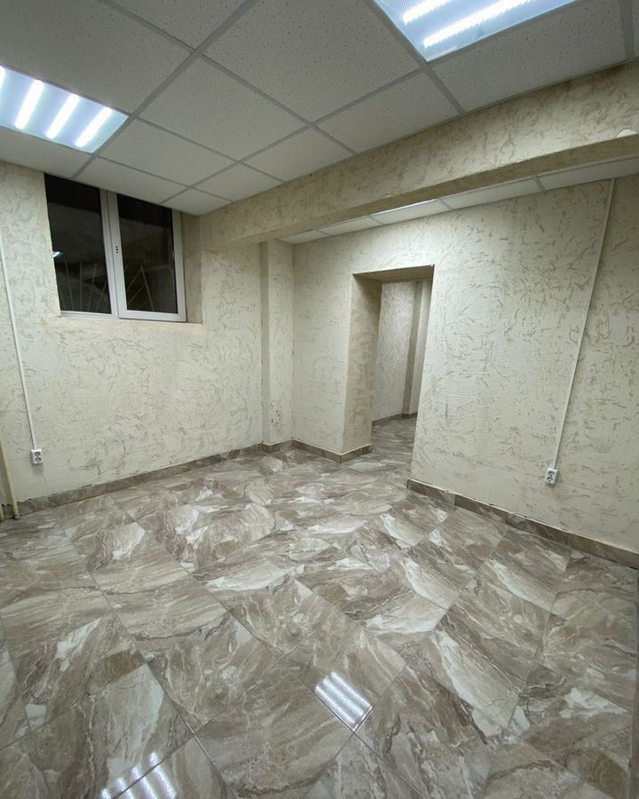 офис г Волгоград р-н Тракторозаводский ул им. Николая Отрады 13 фото 2