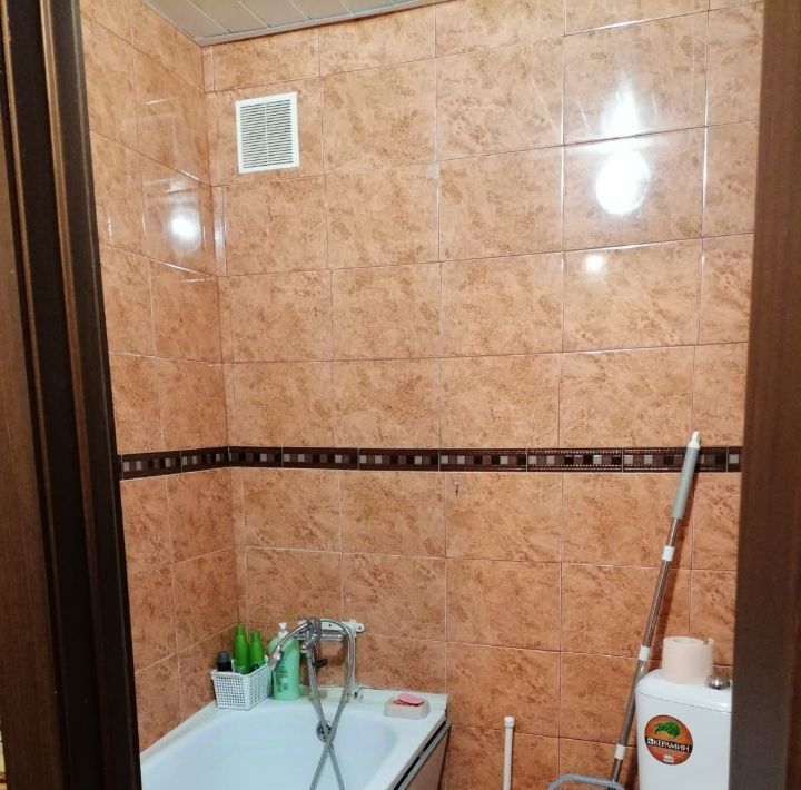 квартира г Волгоград р-н Советский ул. Добрушина, 22 фото 7