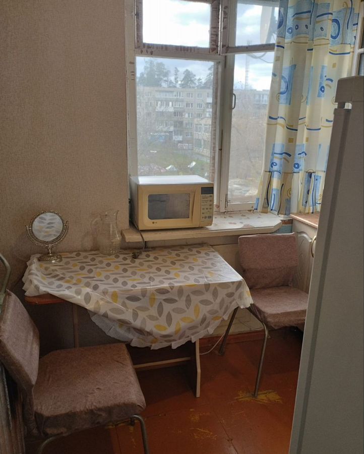 квартира г Алапаевск п Асбестовский ул Мира 6/2 Асбест фото 6