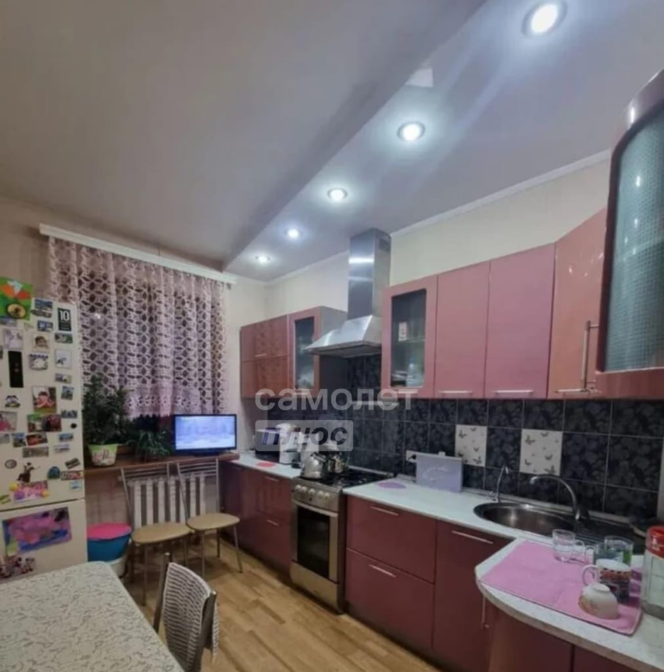 квартира г Астрахань ул Куликова 77 Куликова м-н фото 1