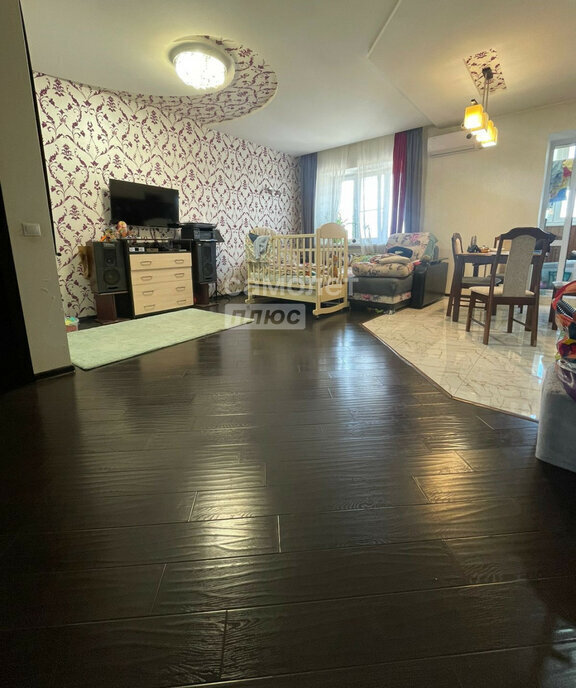 квартира г Омск ул Мельничная 87/4 фото 2