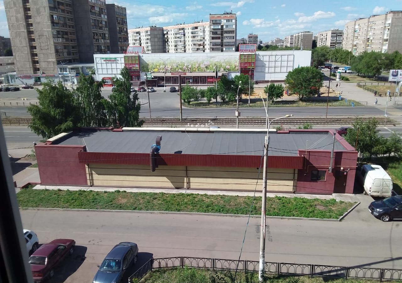 квартира г Магнитогорск р-н Орджоникидзевский ул Труда 23 фото 4