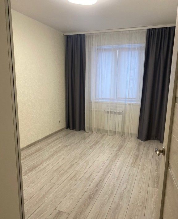 квартира г Омск р-н Кировский б-р Архитекторов 17/2 фото 10