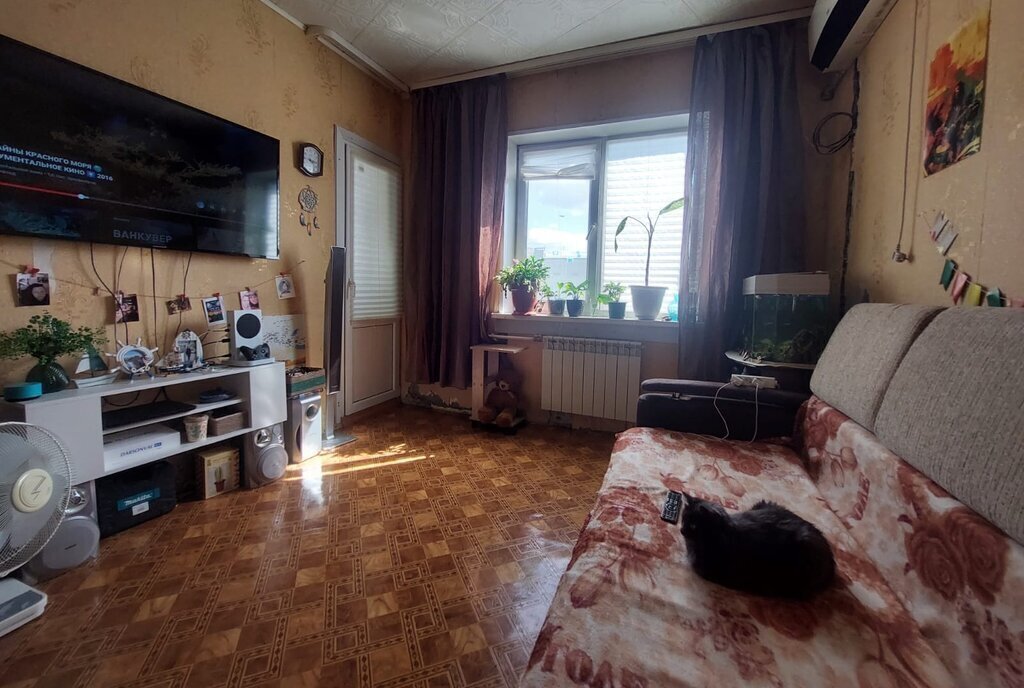 квартира г Астрахань ул Николая Островского 160к/1 фото 3