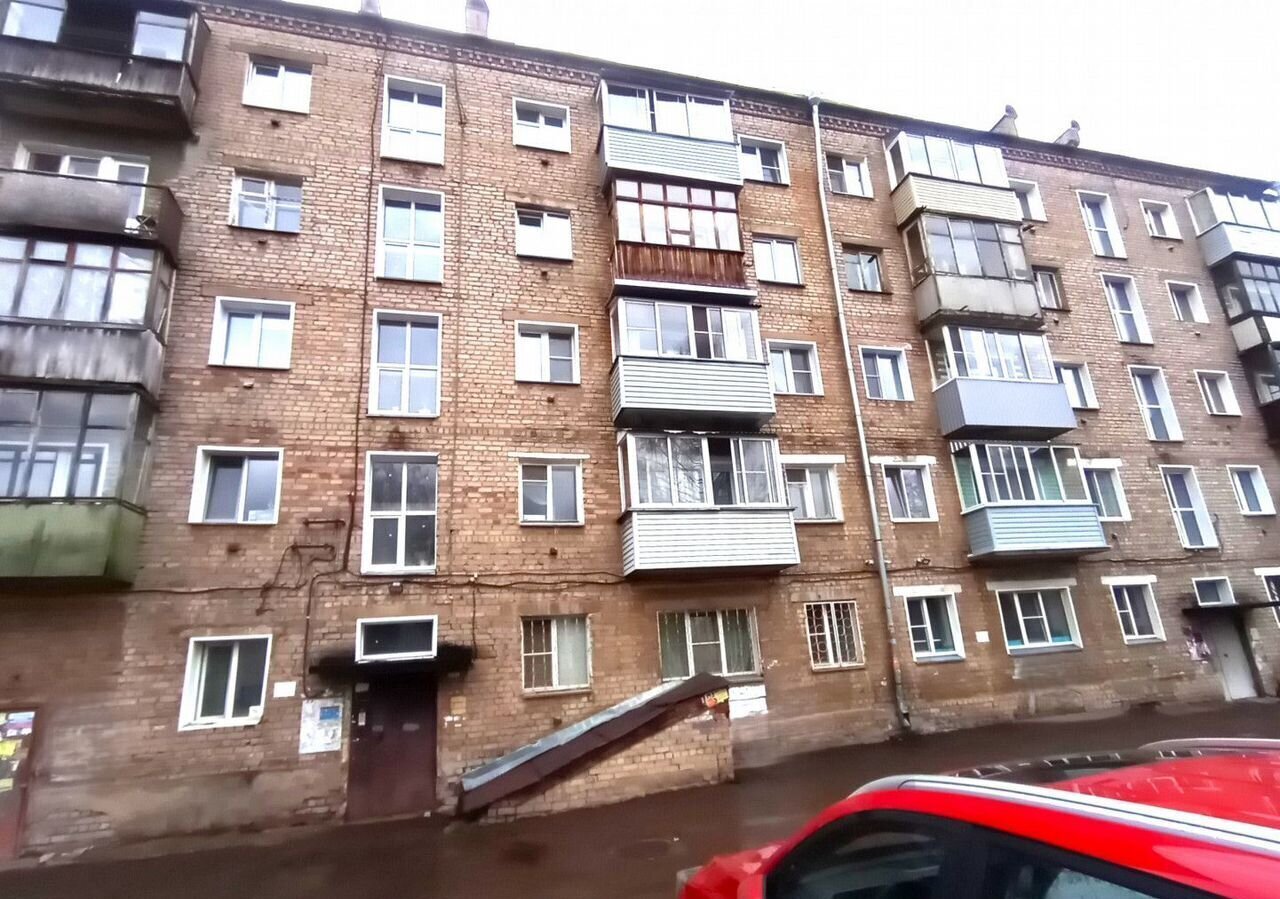 квартира г Киров р-н Ленинский ул Ивана Попова 18 фото 24