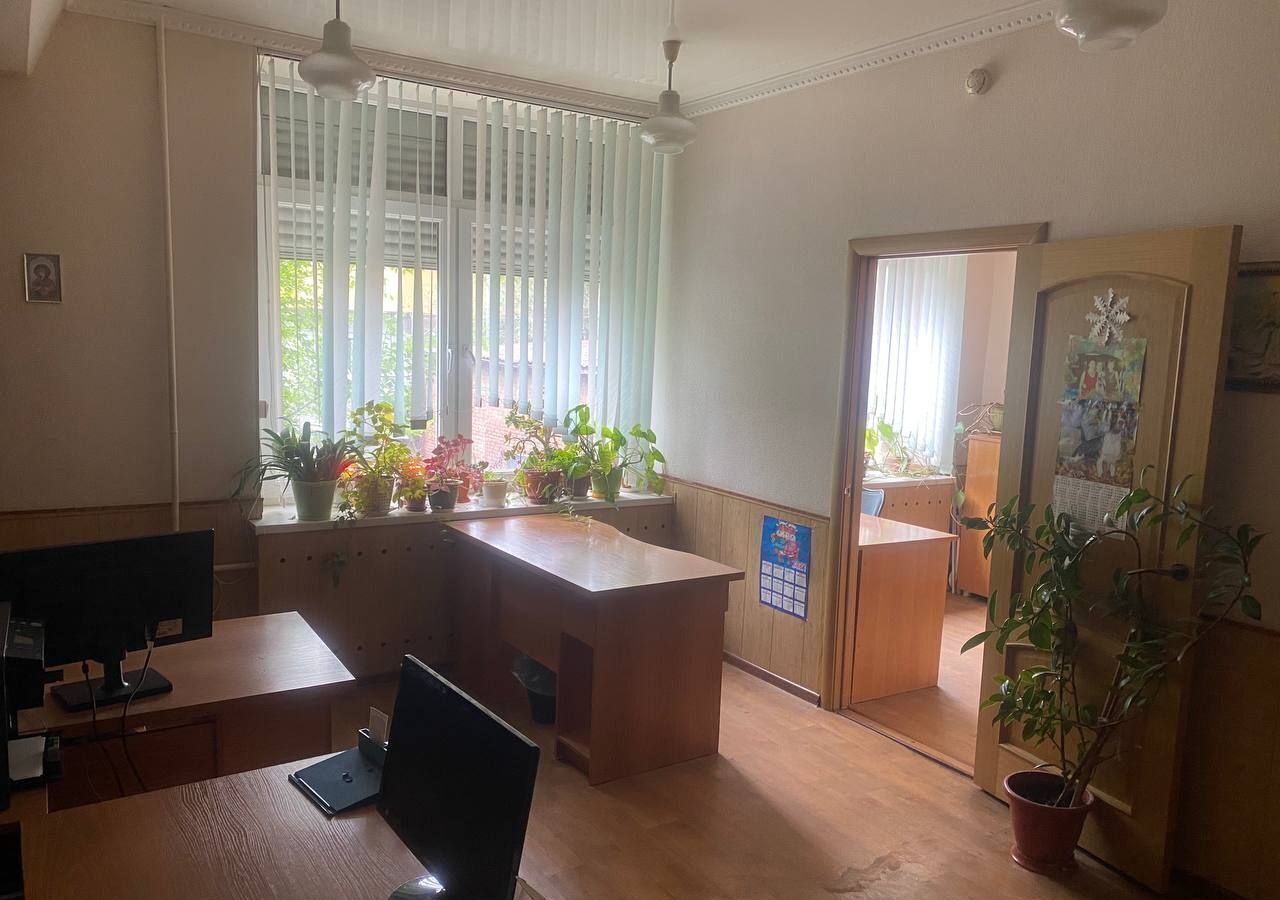 офис г Астрахань р-н Ленинский ул Савушкина 43 фото 2