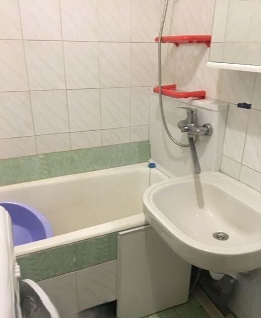 квартира г Москва метро Царицыно ул Ереванская 10к/3 фото 7