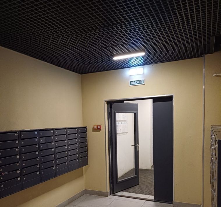 квартира г Колпино метро Рыбацкое ул Балканская 12к/2 фото 8