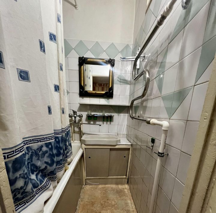 квартира г Омск р-н Ленинский ул Труда 3 фото 7