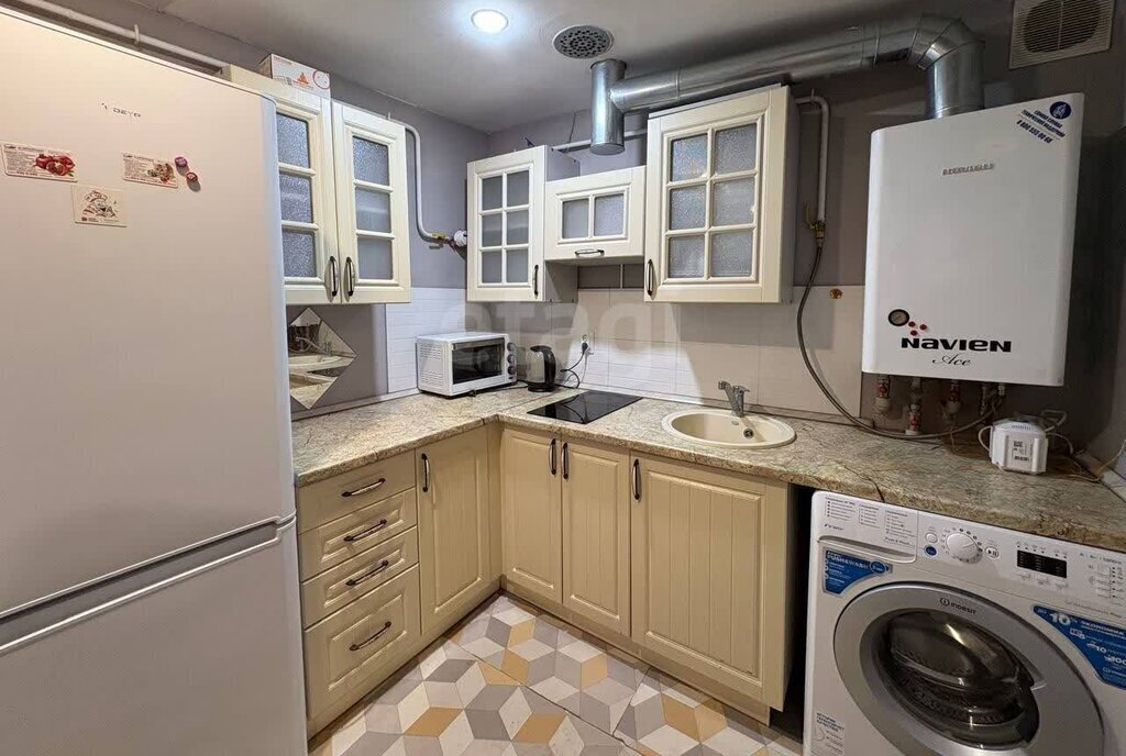 квартира г Краснодар р-н Центральный ул Коммунаров 105 фото 2