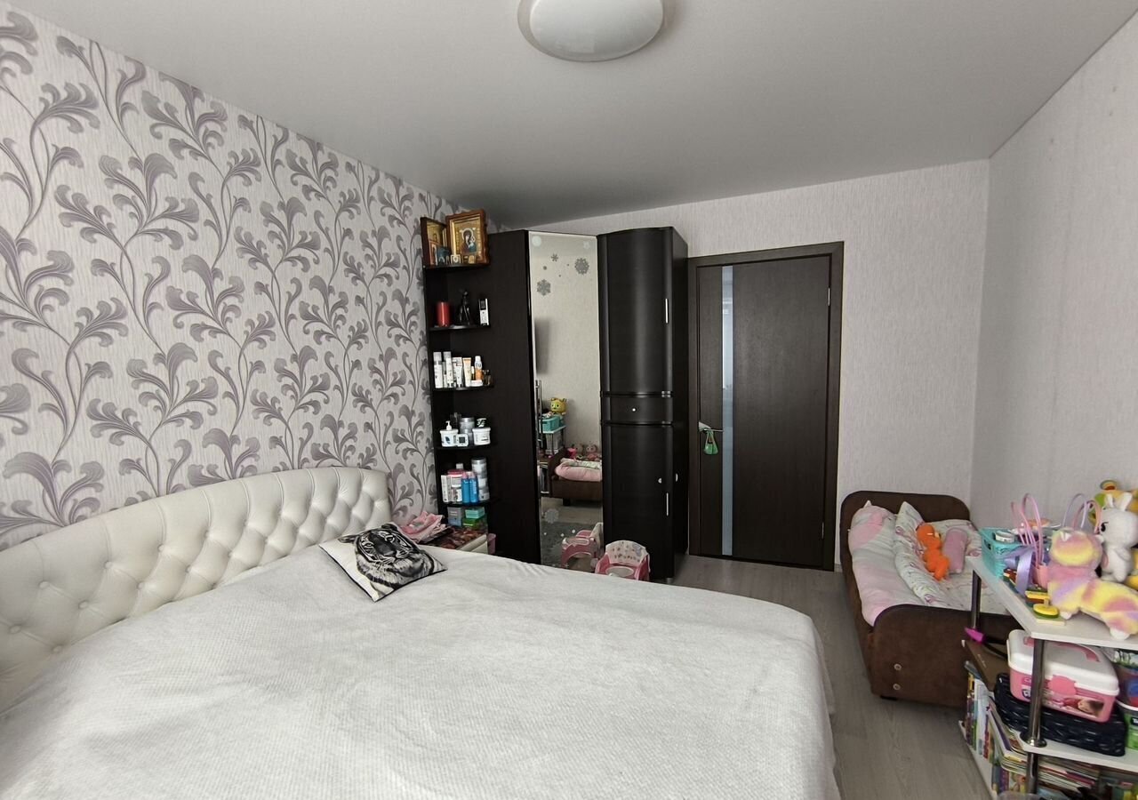 квартира г Жигулевск мкр-н В-1, 22 фото 2
