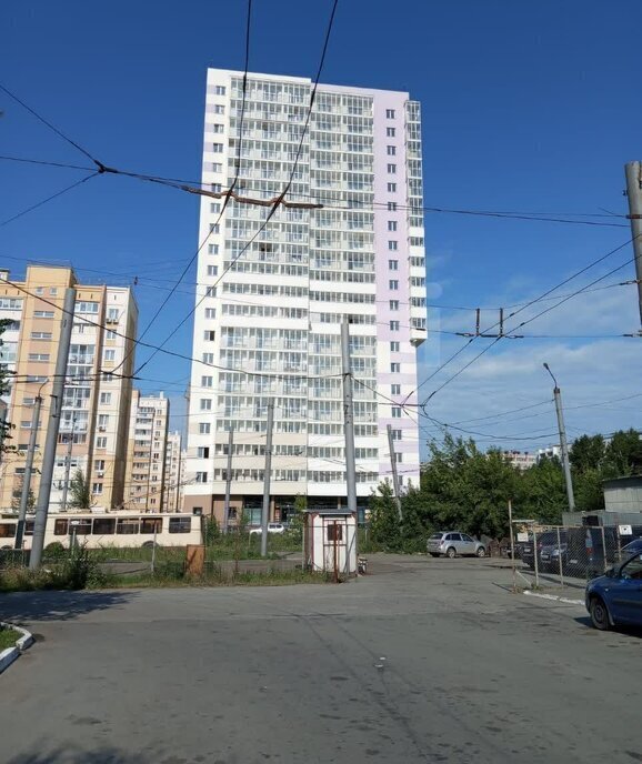 квартира г Челябинск р-н Калининский ул Братьев Кашириных 111б фото 21