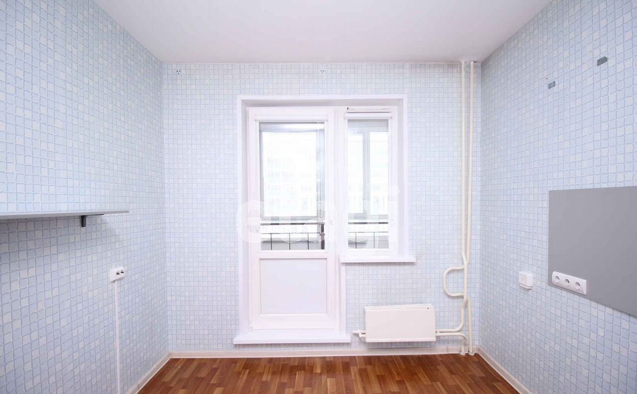 квартира г Красноярск р-н Свердловский ул Карамзина 30 фото 2