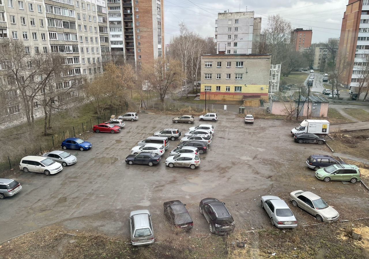 квартира г Новосибирск р-н Кировский ул Петухова 124 фото 15