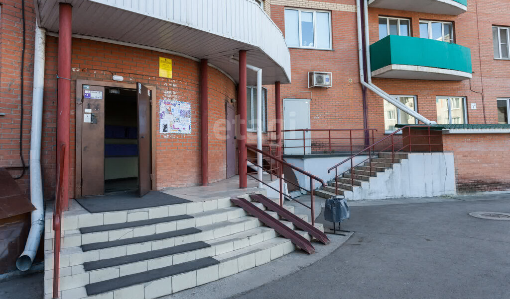 квартира г Абакан ул Стофато 5д фото 19