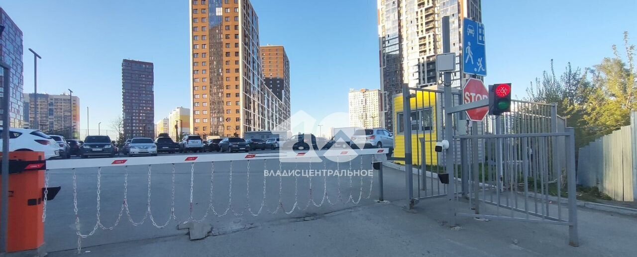 квартира г Новосибирск метро Площадь Гарина-Михайловского р-н Ленинский ул 1-я Чулымская 112/5 фото 25