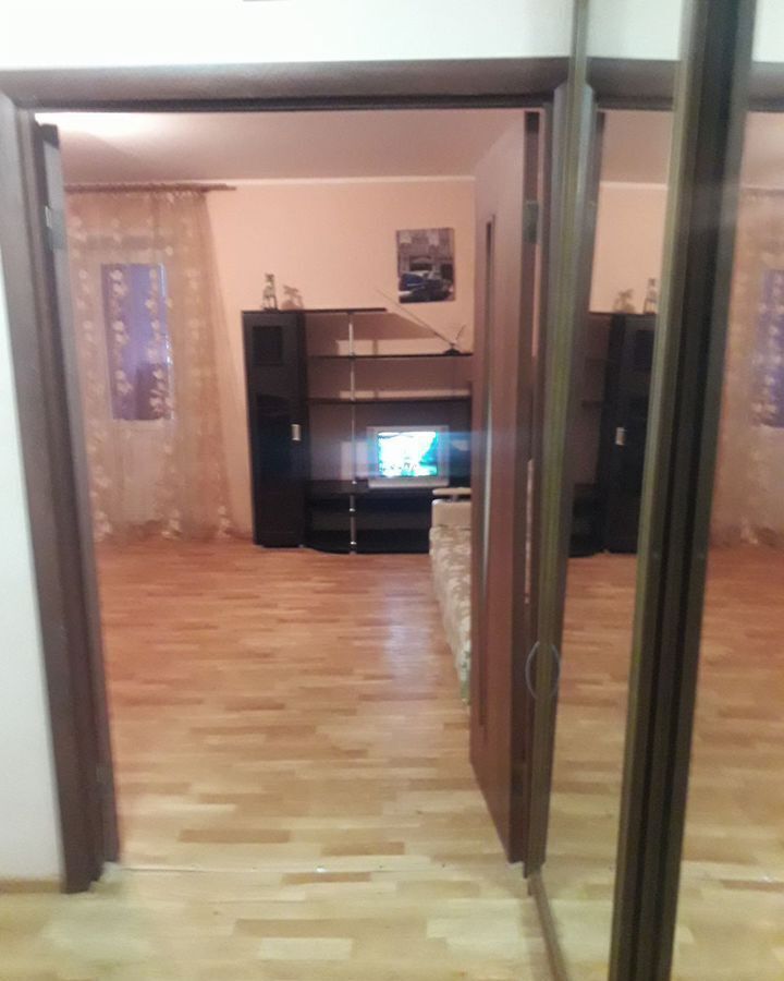 квартира г Астрахань р-н Кировский ул Валерии Барсовой 17 фото 2