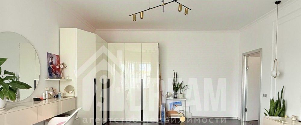 квартира г Волгоград р-н Дзержинский ул Шекснинская 87 фото 11