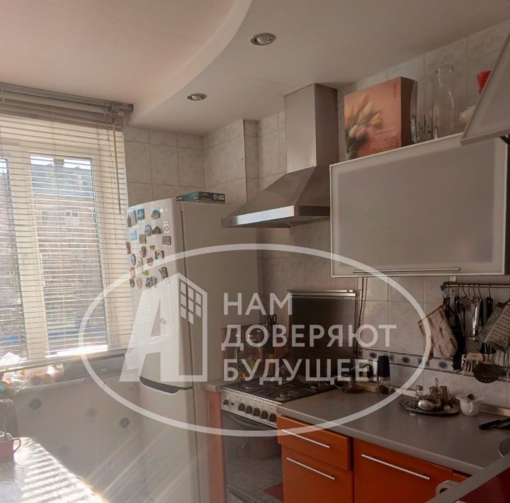 квартира г Кунгур ул Коммуны 43 фото 12