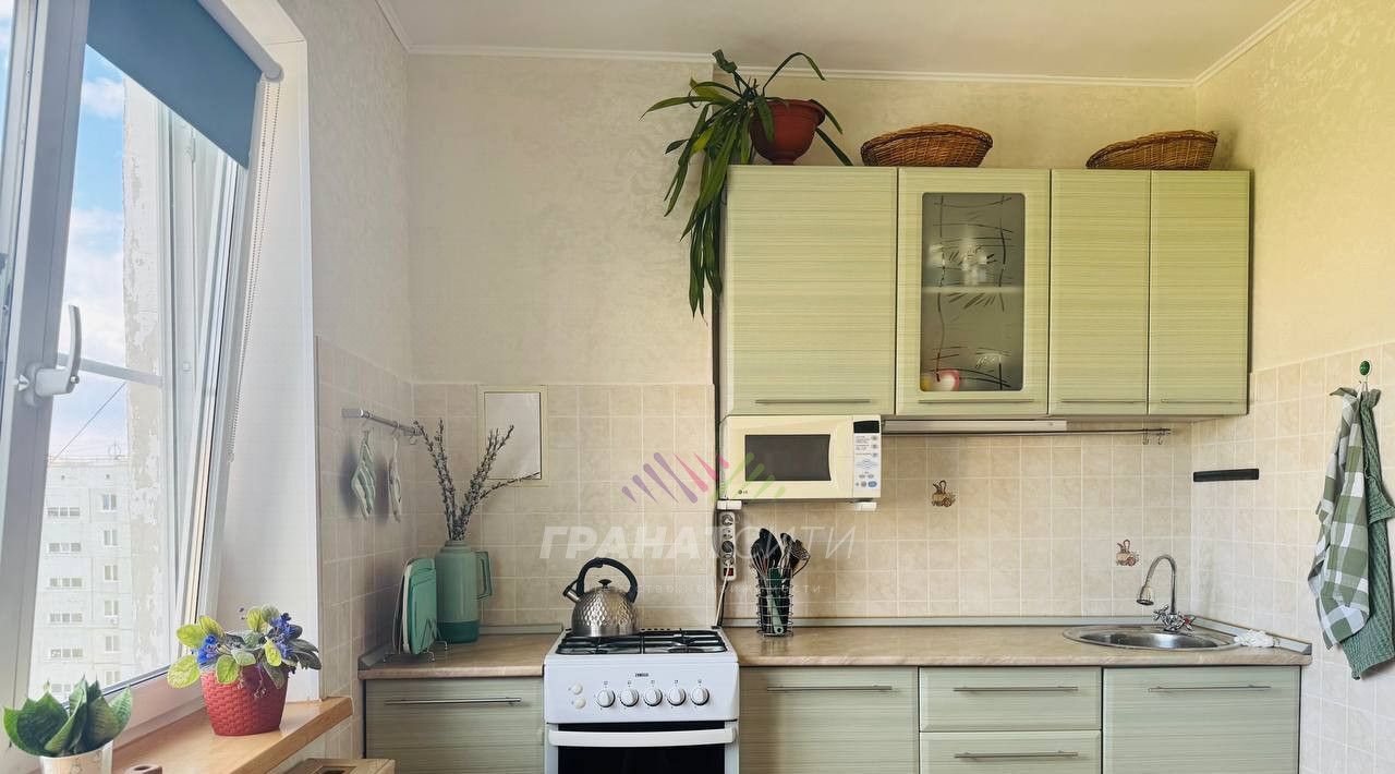 квартира г Омск р-н Кировский пр-кт Комарова 23 фото 1