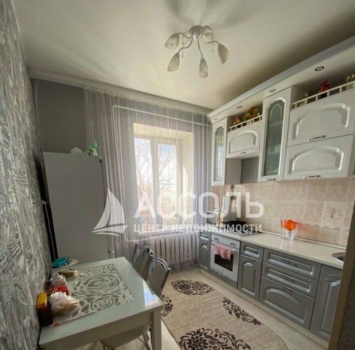 квартира г Омск р-н Кировский ул Ялтинская 45а фото 4