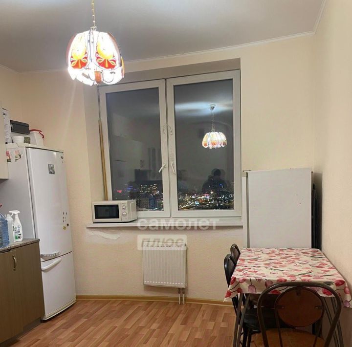 квартира г Екатеринбург р-н Железнодорожный Уралмаш ул Пехотинцев 4к/2 ЖК «Небесный» фото 3
