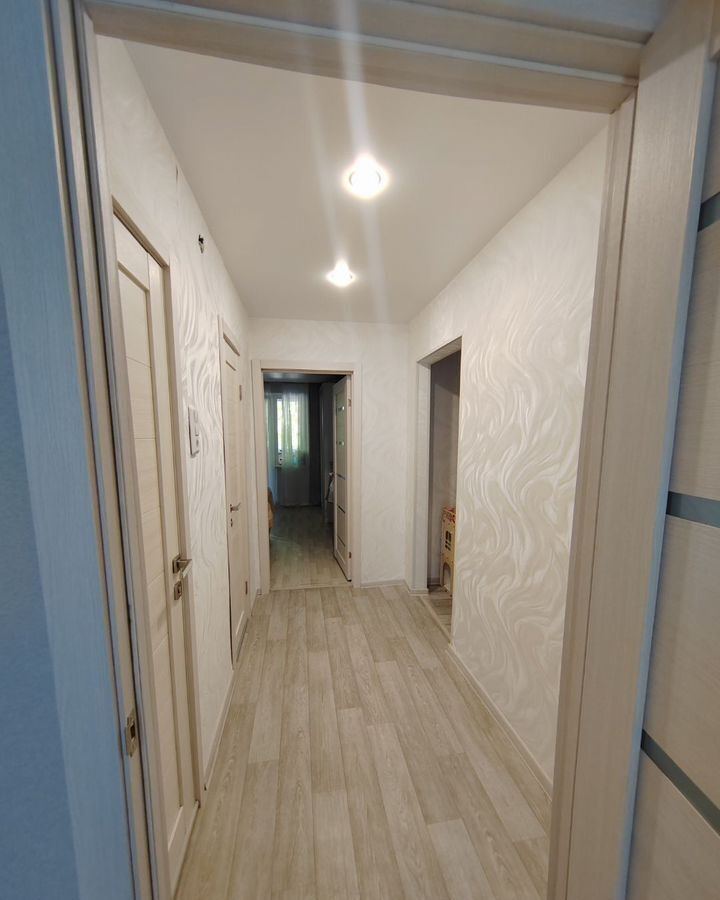 квартира г Челябинск р-н Калининский ул Братьев Кашириных 118а фото 17