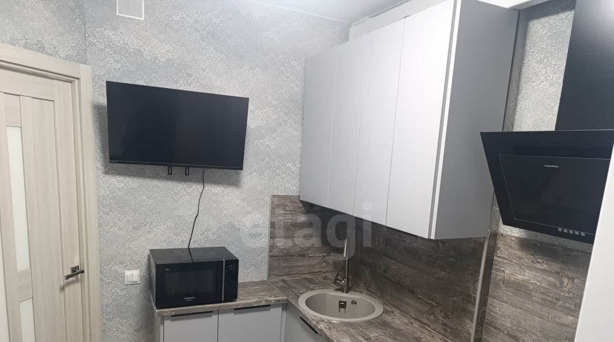 квартира г Омск р-н Кировский б-р Архитекторов 1г фото 3