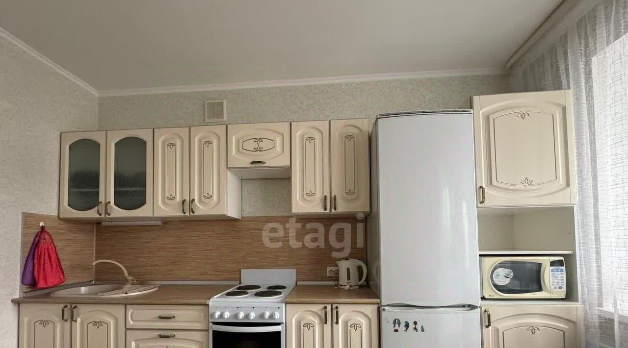 квартира г Старый Оскол Южный микрорайон жилой дом в мкр. Южный 7 фото 4
