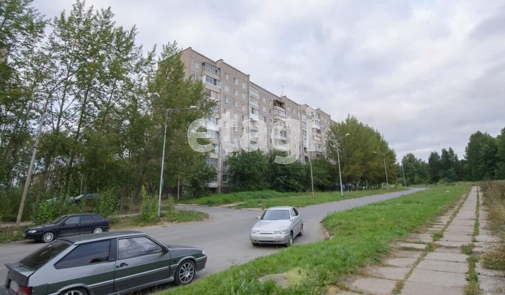 квартира г Нижний Тагил р-н Дзержинский ул Зари 85 фото 8