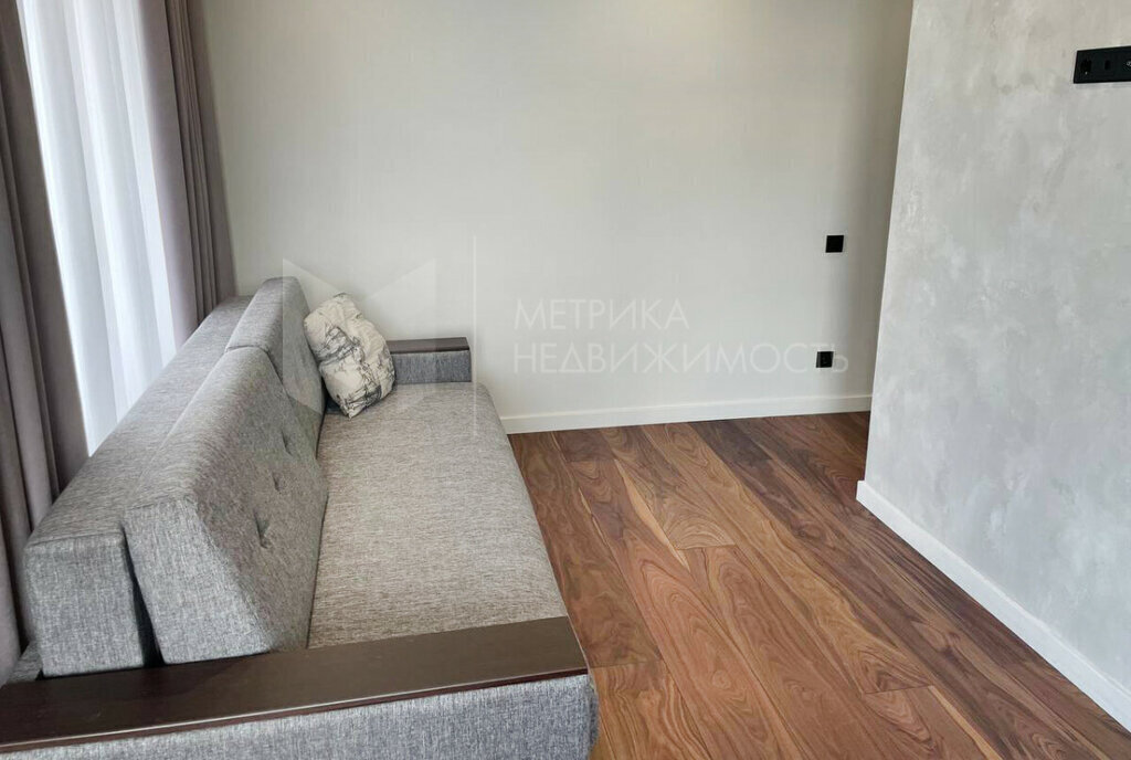 квартира г Тюмень ул Мельникайте 30к/1 фото 7
