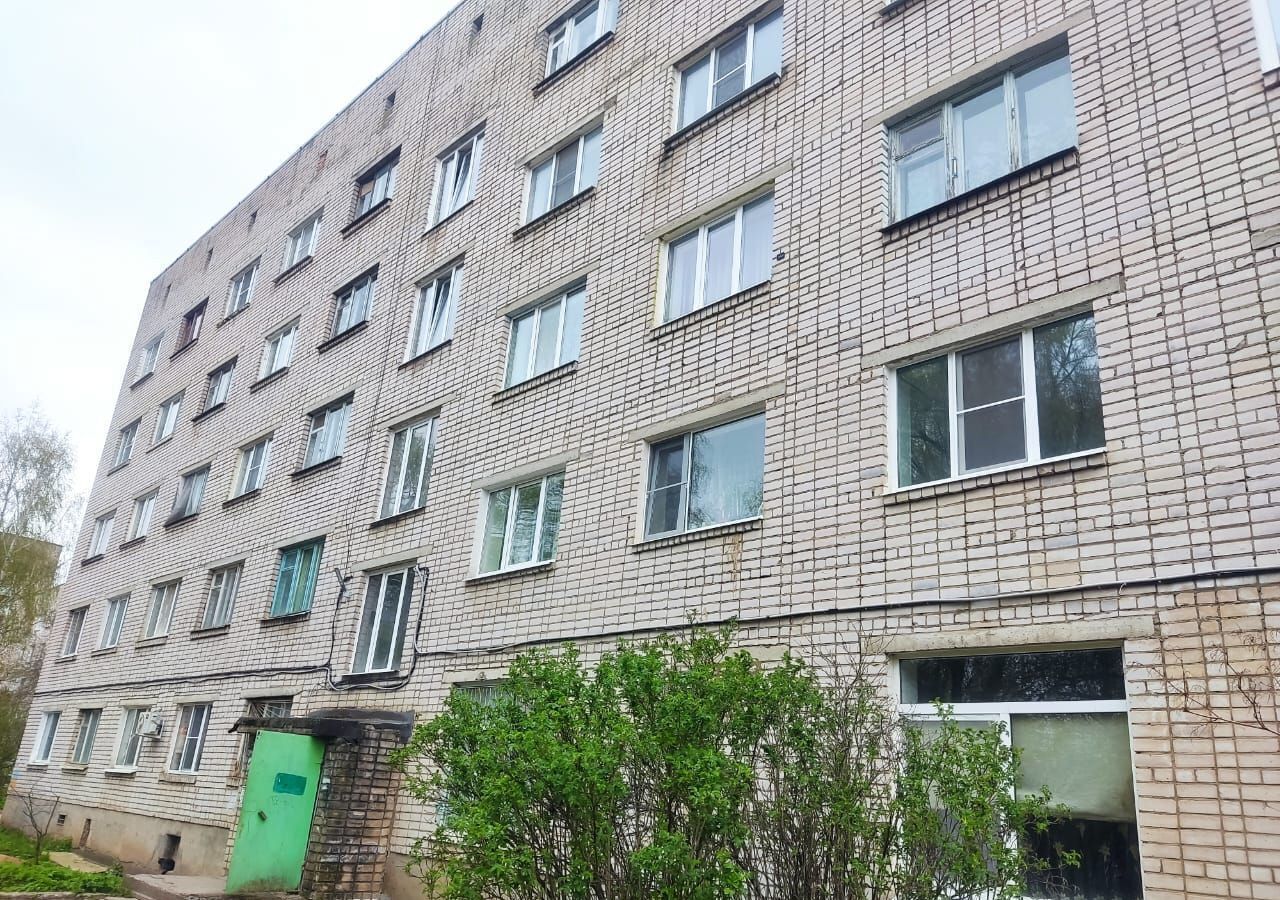 комната г Великий Новгород Донецкий ул Хутынская 25к/1 фото 1